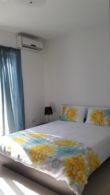 Blue Skies Apartment Marsaskala Exterior photo