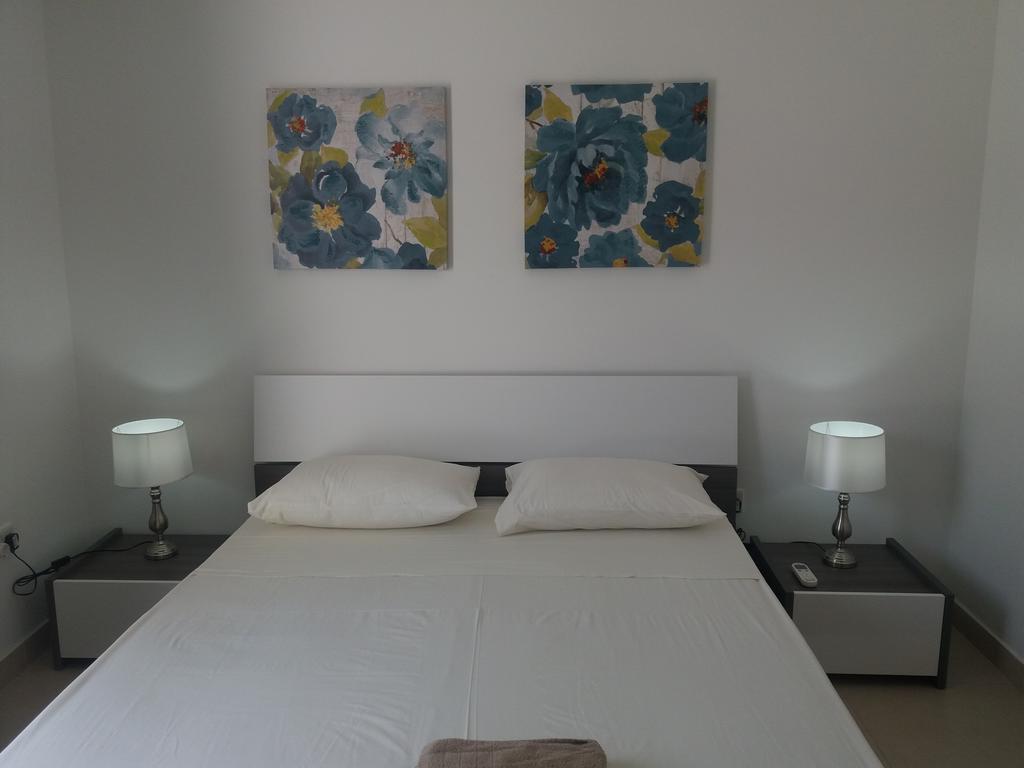 Blue Skies Apartment Marsaskala Exterior photo