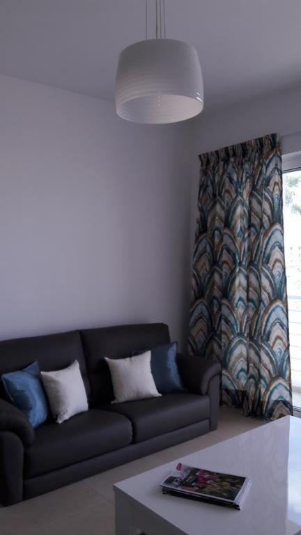 Blue Skies Apartment Marsaskala Exterior photo