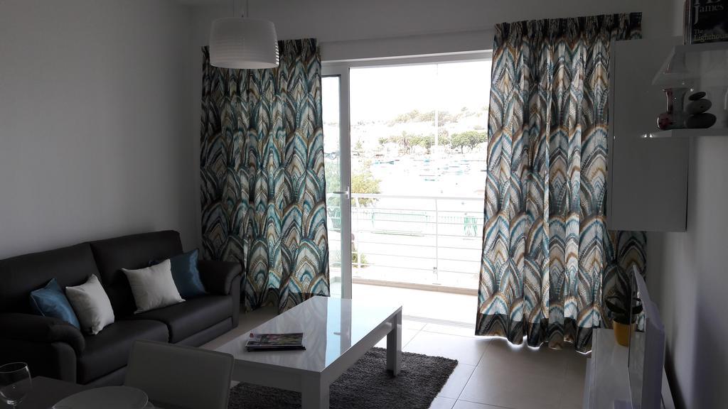 Blue Skies Apartment Marsaskala Exterior photo